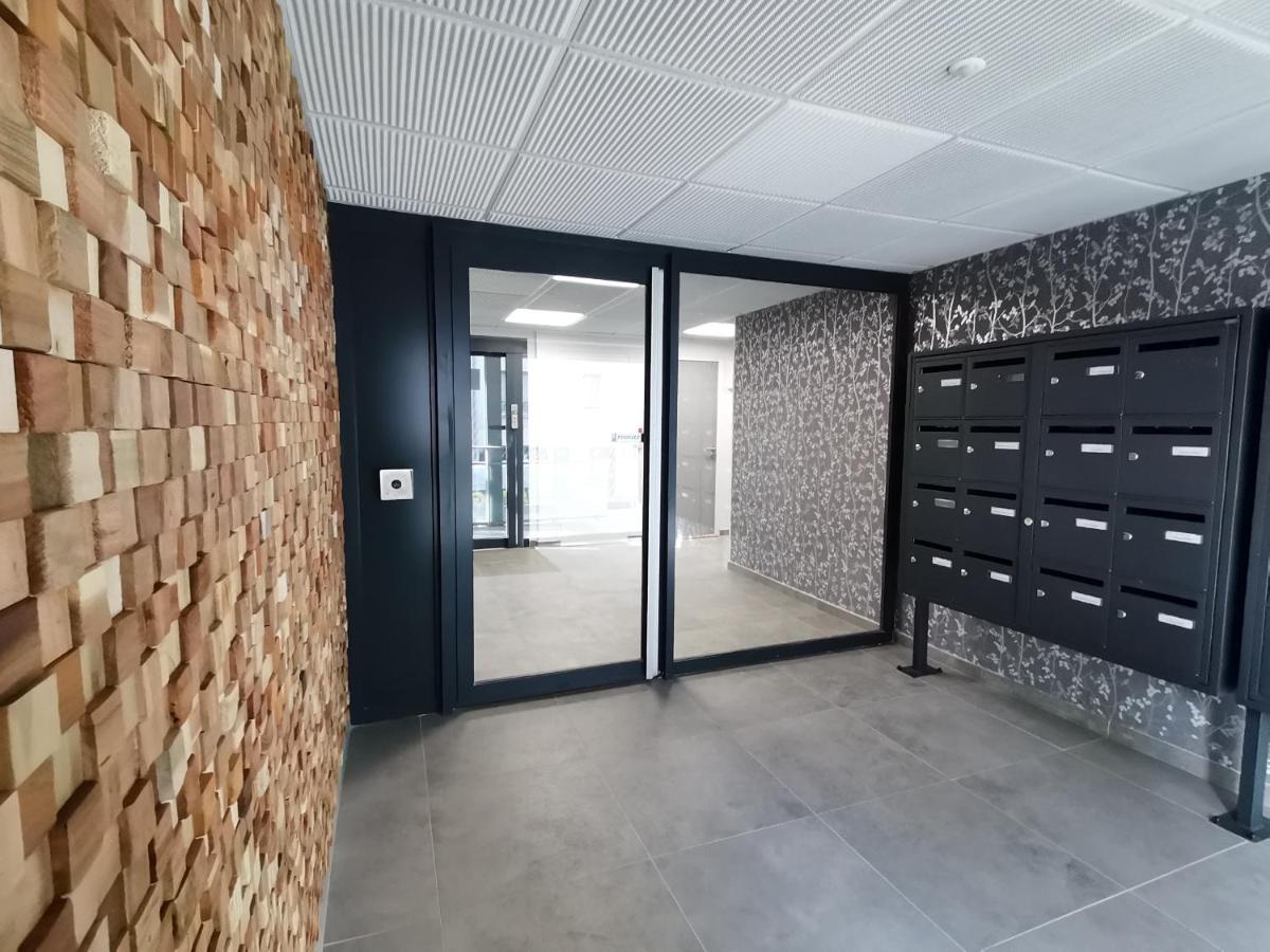 Proche Nancy Centre, A Quelques Pas Des Thermes Et Du Campus Artem, Appartement Calme Avec Parking Gratuit Esterno foto